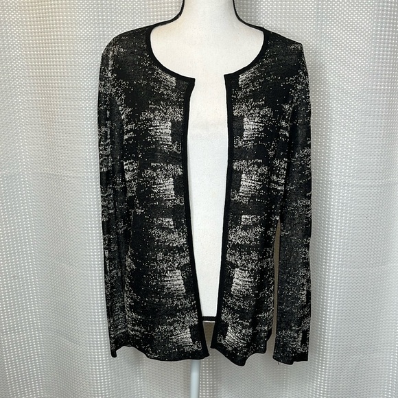 Eileen Fisher Linen Blend Knit Cardigan Italian Yarn Size Medium Black & White - Picture 1 of 9